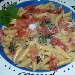 Penne With Oyster Mushrooms, Prosciutto, and Mint recipe