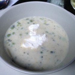 Creamy cold potato soup (Vichyssoise) recipe