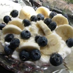 Cottage Cheese With Banana and Blueberries recipe