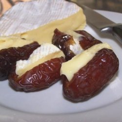 Fresh Dates With Brie recipe