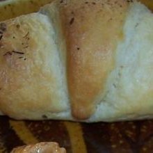 Melt-In-Your-Mouth Butter Crescent Rolls recipe