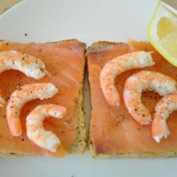 Smoked Salmon Open Faced Sandwich (Laks Smørrebrød recipe
