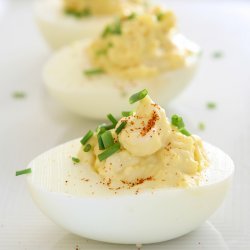 Easy Deviled Eggs recipe