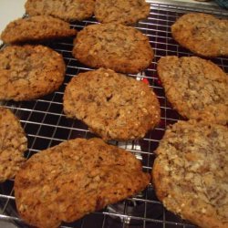 Family Favorite Chewy Apricot Pecan Oatmeal Cookies recipe