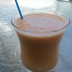 Apricot Deluxe Smoothie recipe