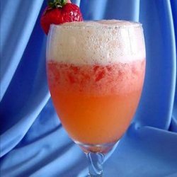 Strawberry Cooler (low-cal) recipe
