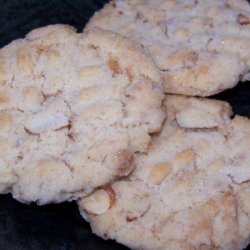 Texan-Size Almond Crunch Cookies recipe