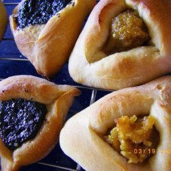 Hamentashen With Yeast Dough recipe