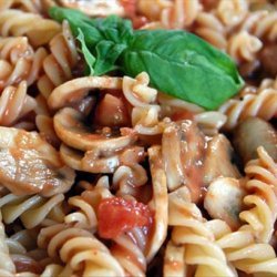 Pasta With Mushroom Tomato Sauce recipe
