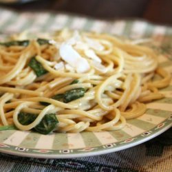 Spaghetti With Coconut Spinach recipe
