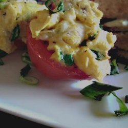 Low Calorie Eggs in Tomato Cups recipe