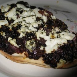 Caramelized Onion and Goat Cheese Pizza recipe