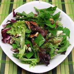 Balsamic Bleu Cheese Salad recipe