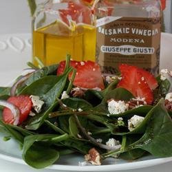 Perfect Spinachberry Salad recipe