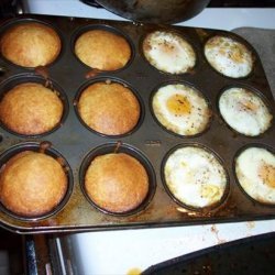 Eggs-in-Hash-Nests With Corn Muffins recipe