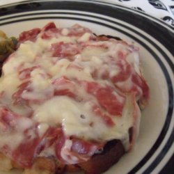 Creamed Chipped Beef on Toast - Cayenne Kick recipe