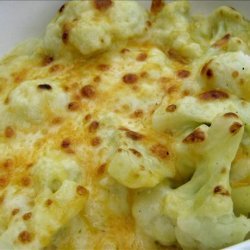 Cauliflower Cheese, 415cals Per Serve recipe
