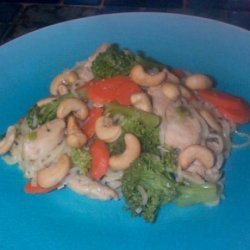 Chicken, Broccoli, and Cashew Stir-Fry (Flat Belly Diet Recipe) recipe