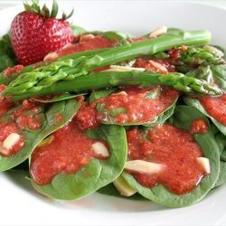 Spinach-Asparagus Salad With Strawberry Dressing recipe