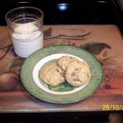 Mrs. Fields Chewy Raisin Cookies recipe