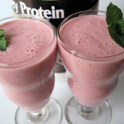 Strawberry Yogurt Milkshake Smoothie recipe