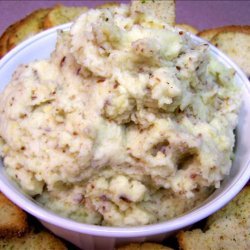 Skordalia (Potato and Garlic Dip) recipe