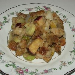 Kelly's Holiday Apple and Sausage Stuffing recipe
