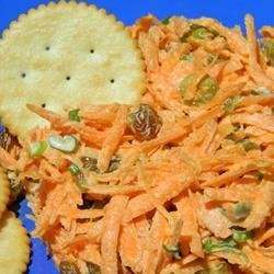 Carrot Salad with Golden Chardonnay Raisins recipe