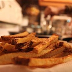 Homemade Crispy Seasoned French Fries recipe