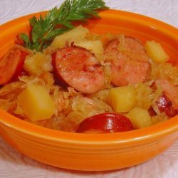 Jolean's Crock Pot Old World Sauerkraut Supper recipe