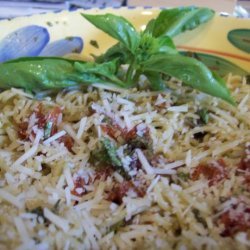 Spaghetti With Macadamia Pesto and Semi-Dried Tomatoes recipe
