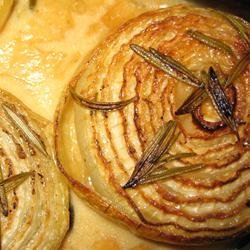 Onions Baked with Rosemary and Cream recipe