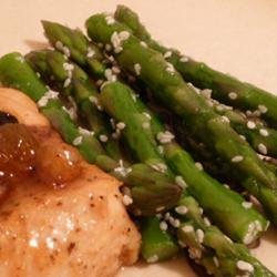 Awesomely Easy Sesame Asparagus recipe