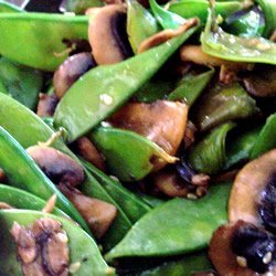 Stir Fried Snow Peas and Mushrooms recipe