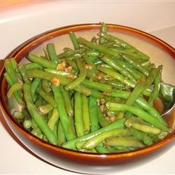 Caramelized Green Beans with Walnuts recipe