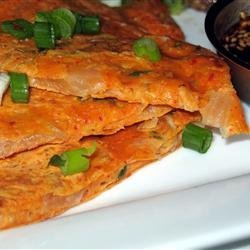 Kimchi Jun (Kimchi Pancake) and Dipping Sauce recipe