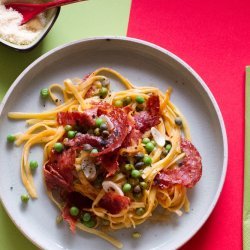 Pasta With Salami and Peas recipe