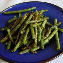 Spicy Garlic Roasted Green Beans recipe
