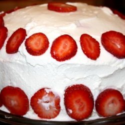 Easy Dreamy Strawberry Cream Cake recipe