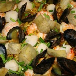 Paella-Style Shellfish Pasta recipe