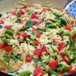 Orzo With Roasted Red Peppers & Asparagus recipe
