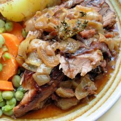 Slow Cooked Lamb With Onions and Thyme recipe