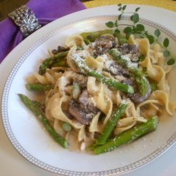 Paparadelle With Mushrooms, Asparagus and Pignoli recipe