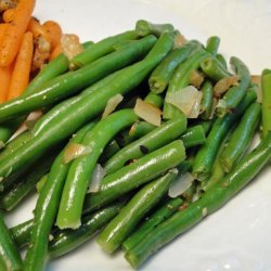Onion & Garlicky Green Beans recipe