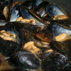 Mussels (Pipies) in Black Beans recipe
