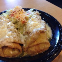 Chicken Chimichangas With Green Sauce recipe