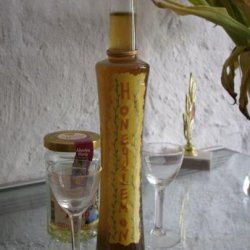Quick Honey Liqueur (Grietai Pagamintas Krupnikas) recipe