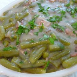 Oma's Country Green Beans With Bacon & Onion (Gruene Bohnen) recipe