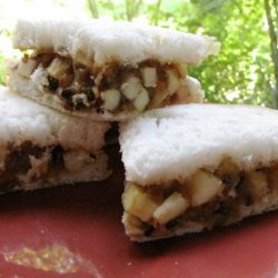 Peanut and Apple Sandwich recipe