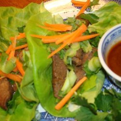 Beer-And-Sriracha-Marinated Beef Lettuce Cups recipe